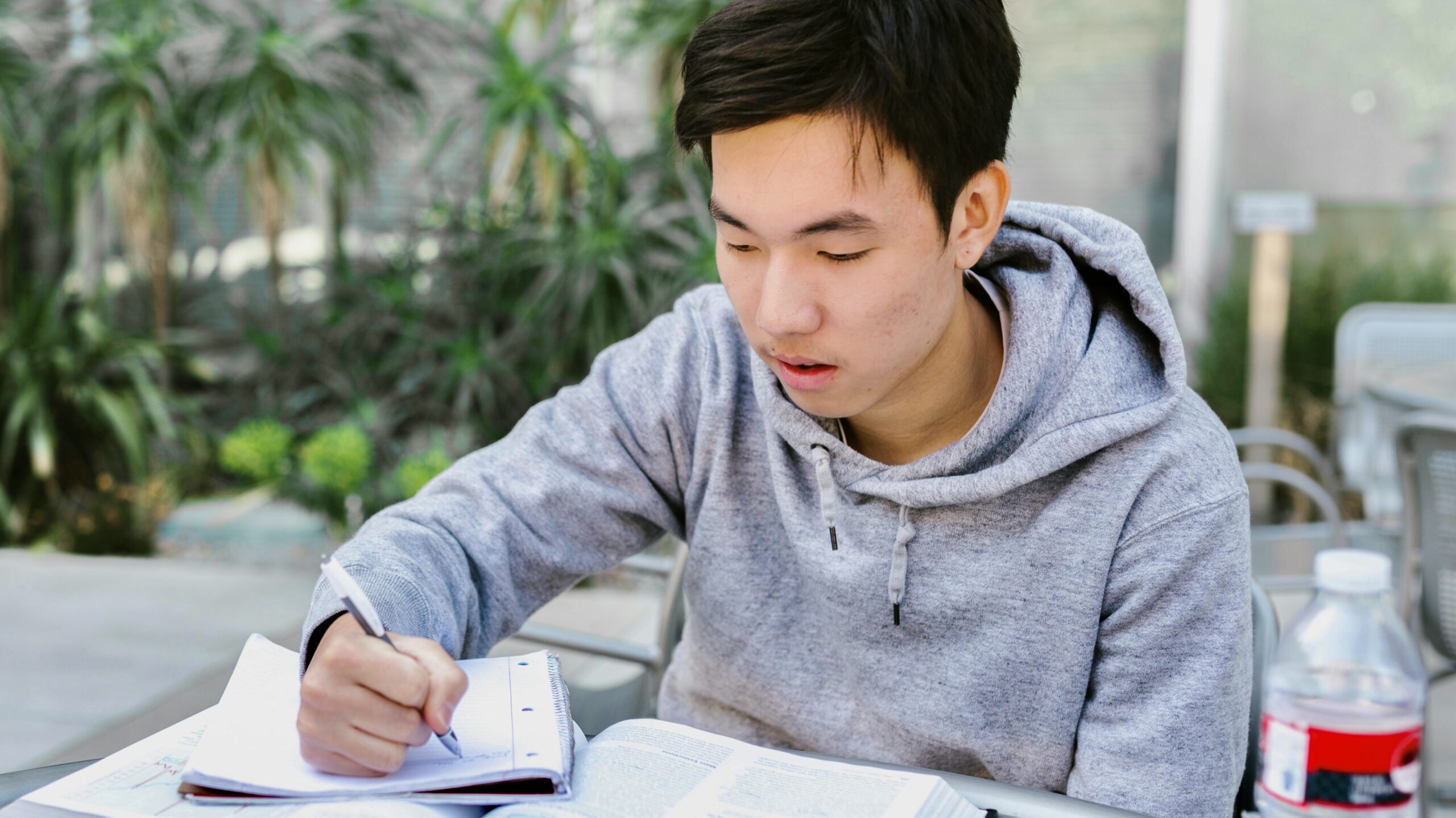 IGNOU असाइनमेंट में छात्र से होने वाली आम गलतियाँ और उन्हें कैसे टालें